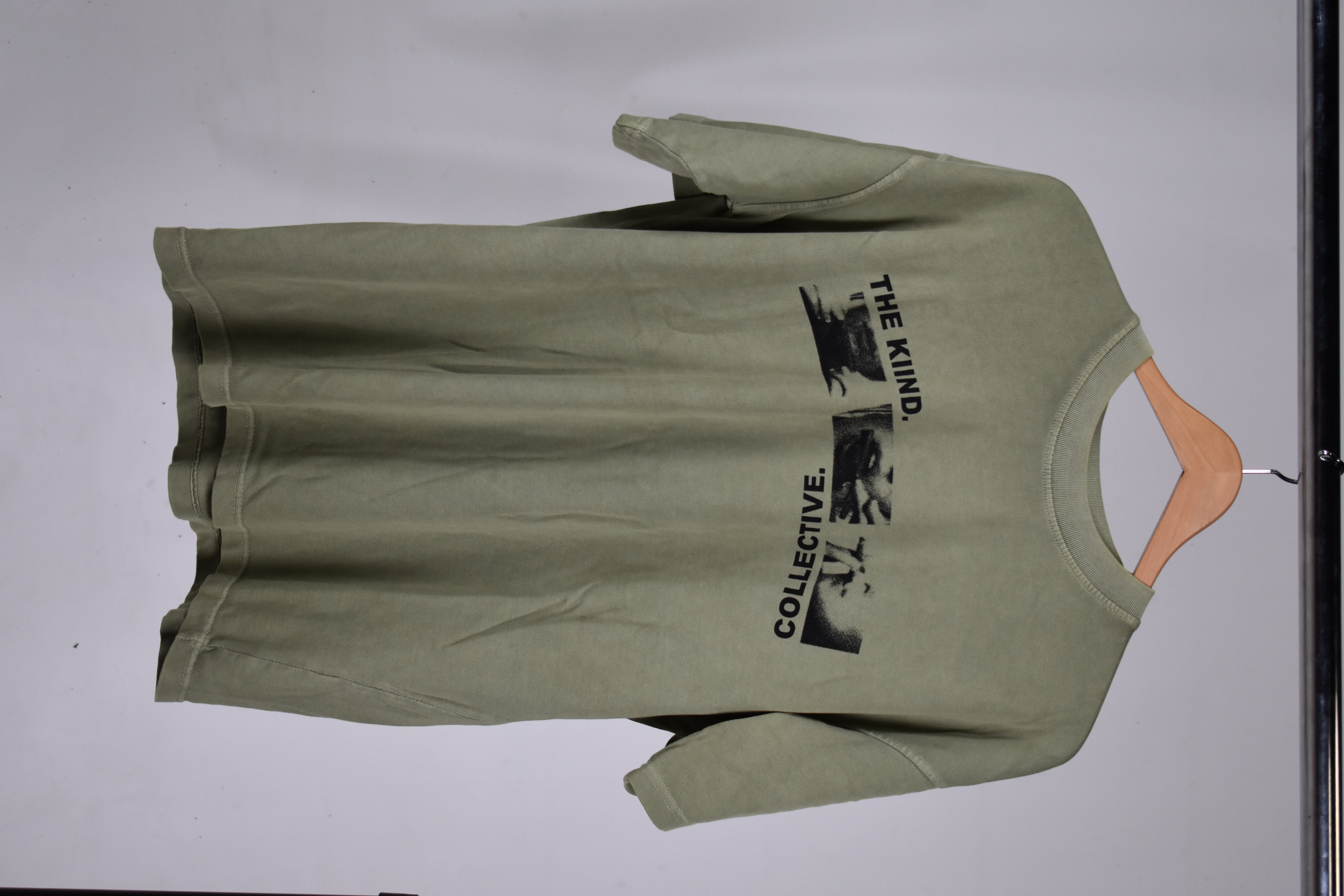 COLL. V1 — Sage — Hanging tee
